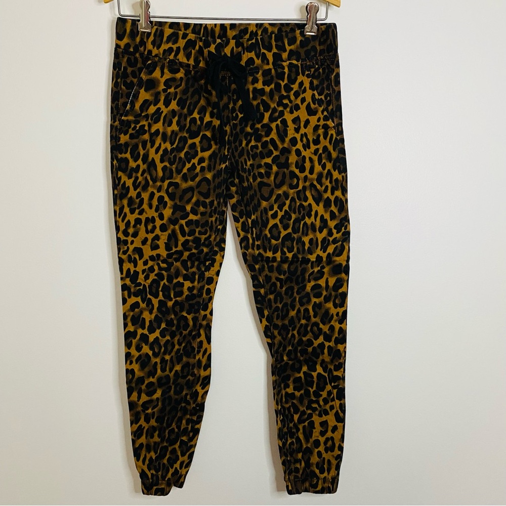 V.I.P. Junior's 9/10 Animal Print Cargo Elastic Waist Pull-On Jogger Pants
